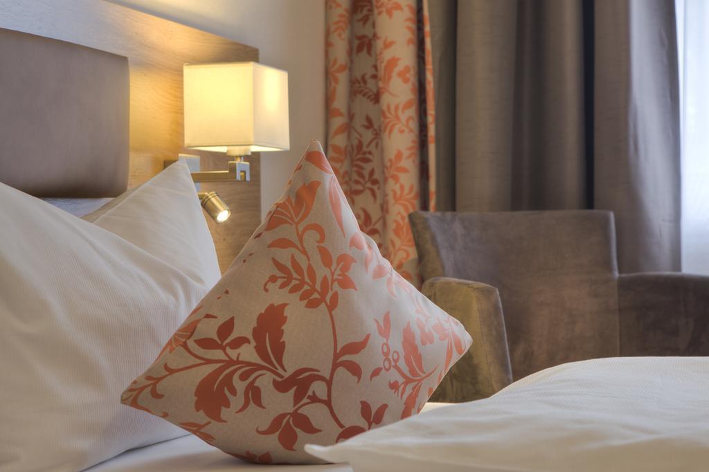 Thermenhotel Ströbinger Hof 4*